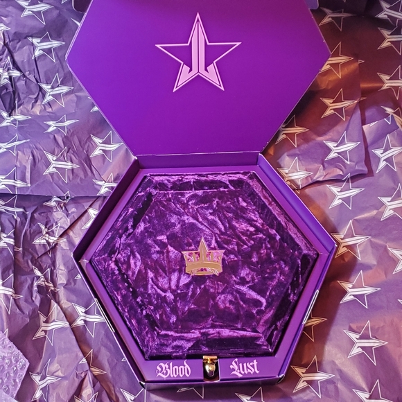 Jeffree Star Cosmetics Blood Lust Makeup Palette - Picture 3 of 6